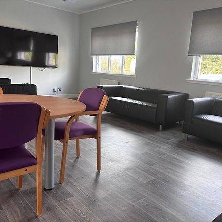 Garnock 3 Apartment Beith Екстериор снимка